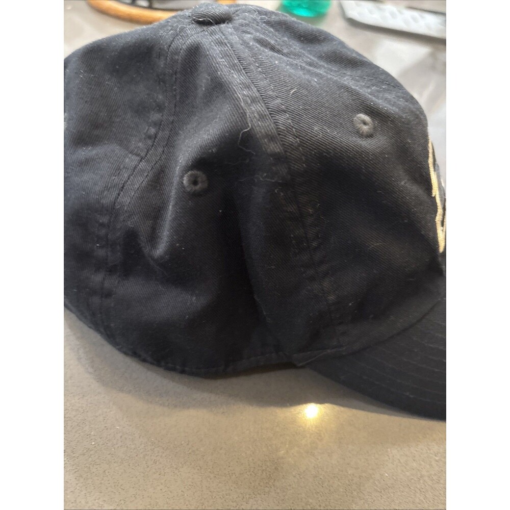 Purdue Boilermakers Nike Club Cap M/L Men's Strapback Hat Black P Embroidered - Picture 4 of 9
